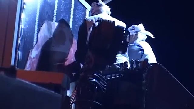 Зажаривание огромного стейка в жилом районе Владивостока напугало местных жителей угрозой пожара смотреть онлайн