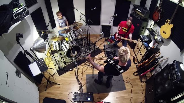 Jam Night 1 in Frog Leap Studios смотреть онлайн