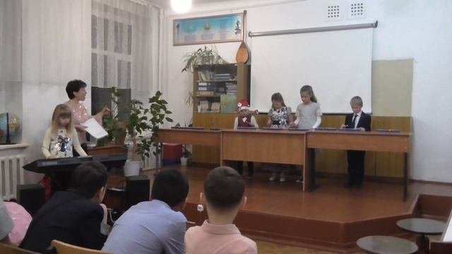 Немировская Вероника 3 класс и Ансамбль - "Солнышко лучистое" смотреть онлайн