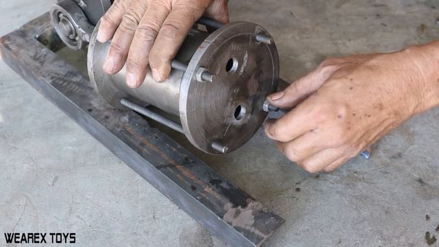 Making an Air Compressor using Piston and Gas Bottle | Very Powerful смотреть онлайн