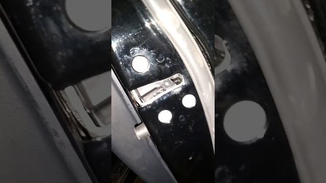 Доводчики дверей Toyota и Lexus смотреть онлайн
