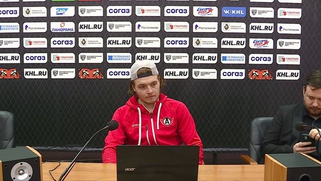 Пресс-конференция после матча "Амур" - "Автомобилист" (Екатеринбург) смотреть онлайн