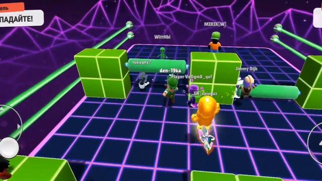 Играем в STUMBLE GUYS!