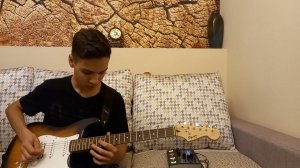 Пачка сигарет- В.Цой(Соло партия Каспаряна на гитаре)