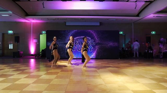 LAS MARES // LEVEL UP BACHATA FESTIVAL 2023 смотреть онлайн