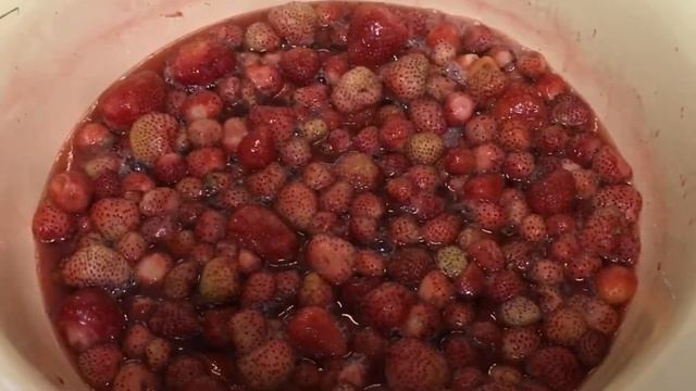Варенье из клубники. / Мамины советы / Мои заготовки. смотреть онлайн