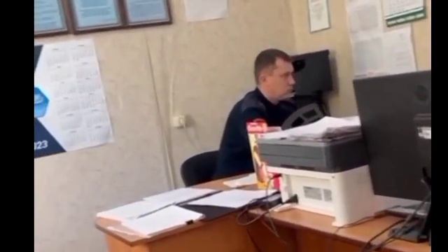 Зарисовка о работе камчатской полиции и про лохов / всё то же пресловутое ЖКХ...#жкх #камчатка смотреть онлайн