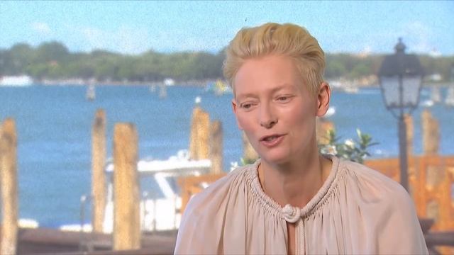 A BIGGER SPLASH Featurette: Tilda Swinton смотреть онлайн