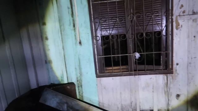 ALGO MUITO ASSUSTADOR NOS ESPIONOU NA CASA DO CARRASCO! смотреть онлайн