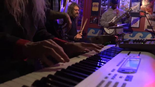 DA Flash LIVE with Sony FDR-AX100 from Harmony Music, Woodstock NY 03-26-14 смотреть онлайн