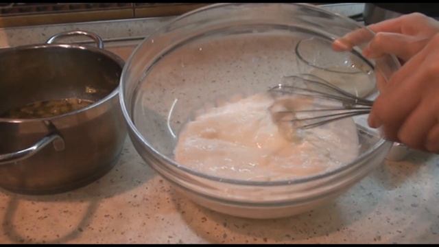 НЕЖНЫЙ ЙОГУРТОВЫЙ ТОРТ БЕЗ ВЫПЕЧКИ С КИВИ И БАНАНОМ смотреть онлайн