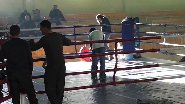 МАМИКОН СПЕРЦЯН БОКС смотреть онлайн