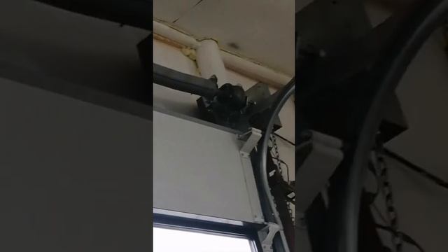 Обрыв троса у ворот смотреть онлайн