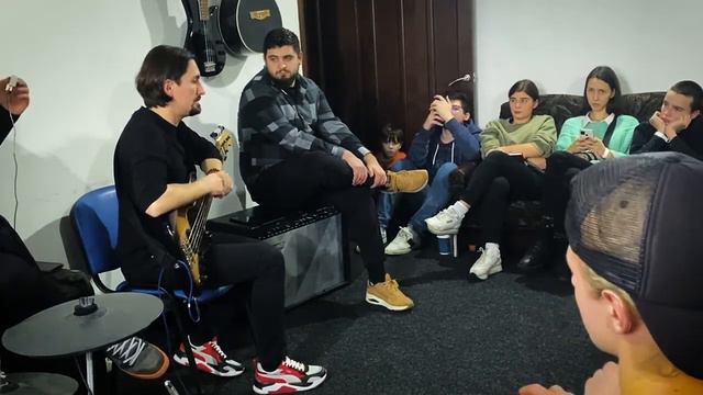 #стм2022 #мастеркласс #басгитара Георгій Посторонка смотреть онлайн