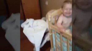 Смех ребенка( зловещий смех))))))