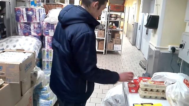 Молодой парень против своей воли .ВСЕ У НЕГО ШИКАРНО =БЫЛО. смотреть онлайн