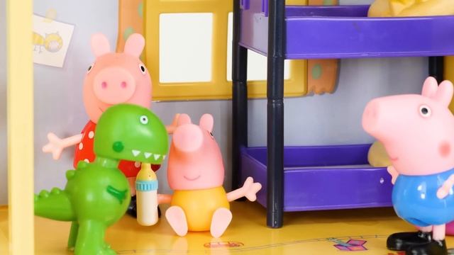Toy Learning Video for Kids - ♥Peppa Pig♥ Babysitting Baby Alexander! смотреть онлайн