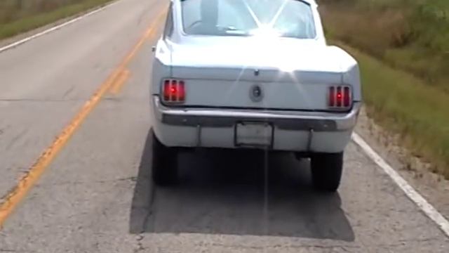 1965 Ford Mustang Fastback 2+2 смотреть онлайн