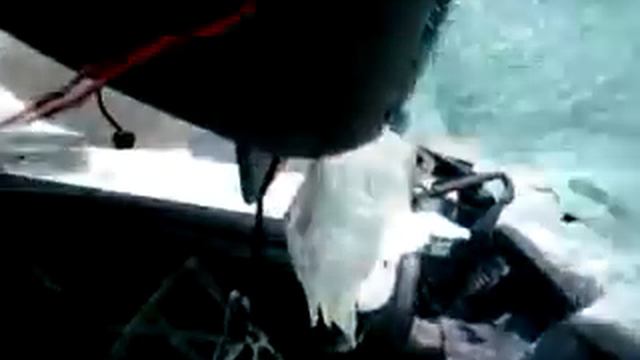Сосулька упала на машину смотреть онлайн