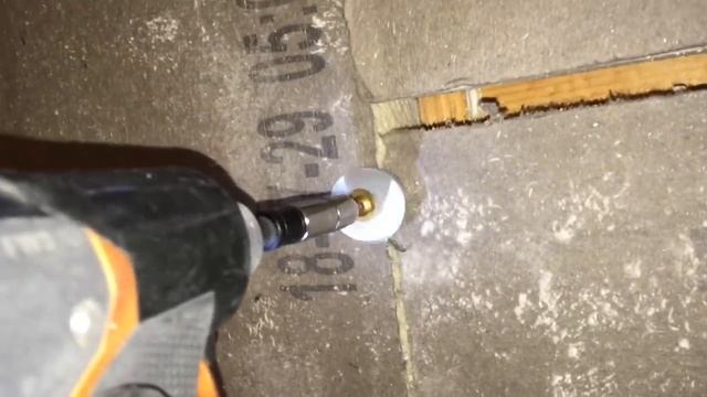 Getting R-30 in an attic suite with 2x6 ceiling rafters смотреть онлайн