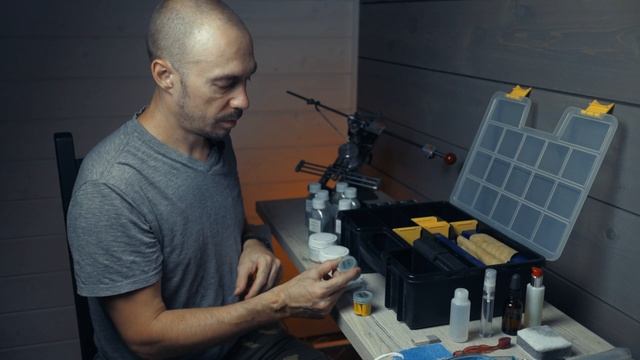 Заточной чемоданчик / Sharpening case смотреть онлайн
