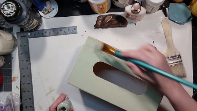 DIY Shabby Chic Farmhouse Decor | Decoupage Tissue Box Cover смотреть онлайн
