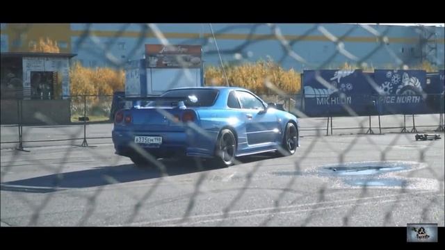 Сравнение Toyota Sypra a90 и Nissan Skyline GTR R34 смотреть онлайн