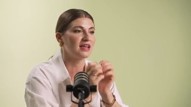 Первый месяц жизни ребёнка: кто может помочь МАМЕ с малышом? смотреть онлайн