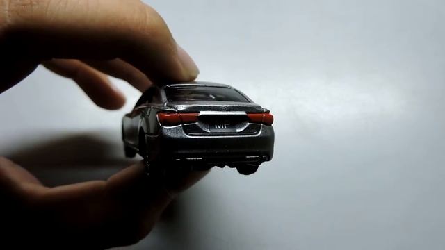 TOMY TOYOTA MARL X смотреть онлайн