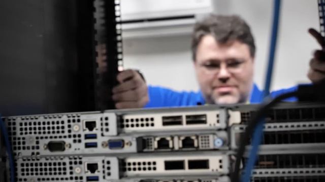 1u Servers are DEAD! Long Live 2u Servers! But Why? -Ft. Supermicro AS -2114GT-DNR смотреть онлайн