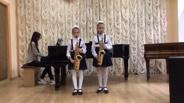Інструментальний дует (саксофон) Кривень Олена (9р.) Горбачевська Ліза (10р.) смотреть онлайн