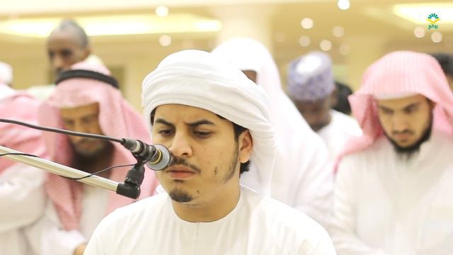 تلاوة تفوق الوصف في جدة القارئ هزاع البلوشي || ولاتحسبن الله غافلا عما يعمل الظالمون || смотреть онлайн