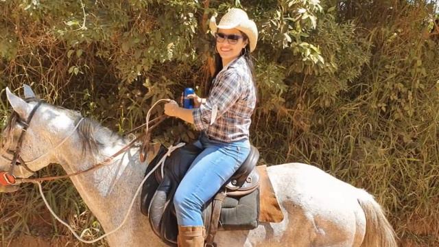 Cavalgada De Casais Do Boteco Do Enéias