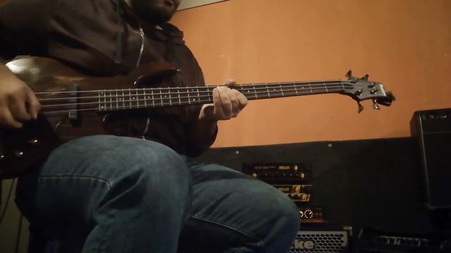 Hartke TX600/MarkBass Litle Mark 250/Hartke HX112 смотреть онлайн