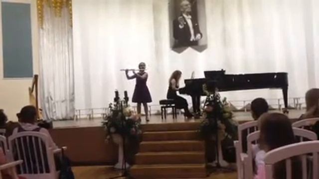 А. Шнитке "Менуэт" смотреть онлайн