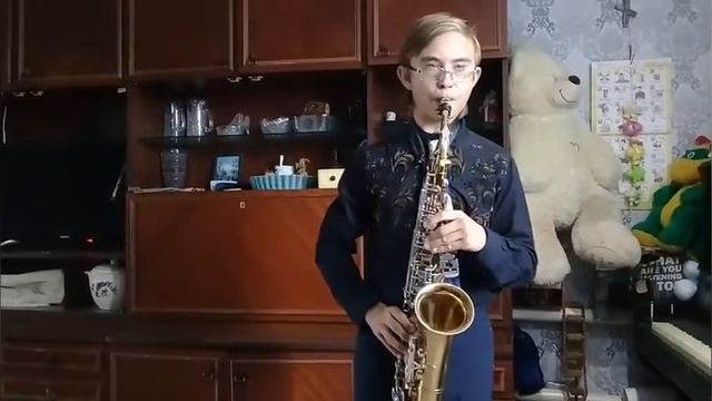 Юбер Жиро-Под небом Парижа смотреть онлайн