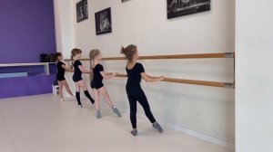 Джаз танец. Театр танца "Шаги". Дети 7-9 лет.