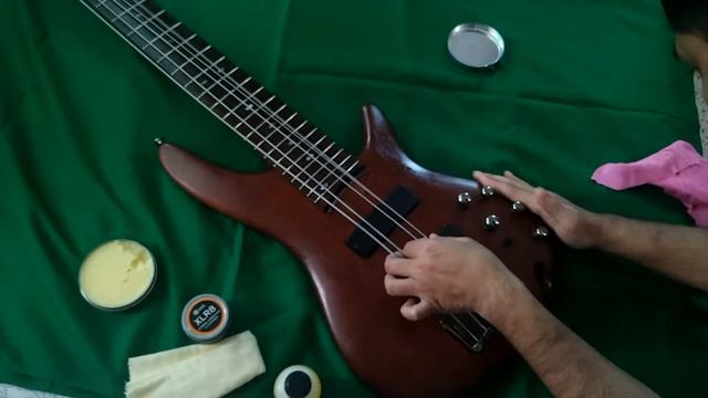 Guitar cleaning tutorial ( Ibanez Sr506 ) смотреть онлайн