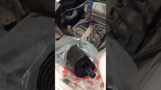AUDI A4 OILL FILTER REMOVED LOCATION смотреть онлайн