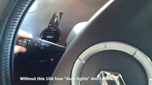 Renault Espace IV - Dashboard Fuses, 10A (Position lights & Automatic light & Fog lights) смотреть онлайн