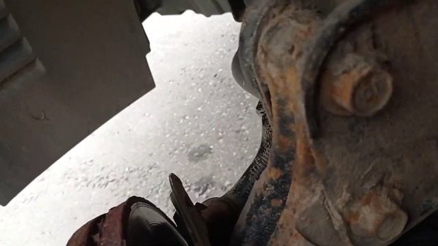 Hyundai Grand Starex 4wd e6: меняем тормозные диски спереди. How to take away braking discs. смотреть онлайн