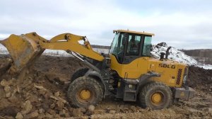 Глинодобывающие работы! Тракторам теперь негде тонуть)