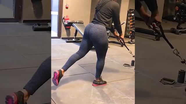Inspiring Black Model - Amazing workout смотреть онлайн