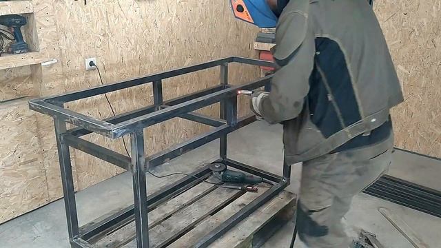 Сварочный стол своими руками. Стол для сварки из профильной трубы. смотреть онлайн