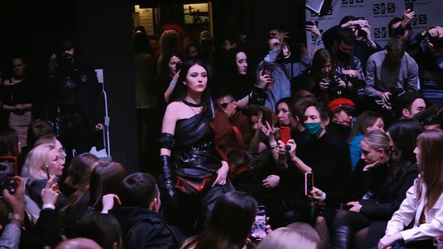 STREET FASHION SHOW 2022/Дизайнер Глыбин Евгений, бренд Glybin. Коллекция «Hodgepodge» смотреть онлайн