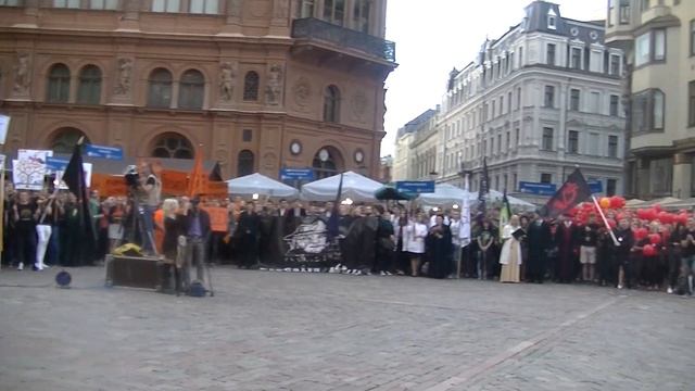 праздник Аристотеля Рига Домская площадь 15 4 9 2016 завершение спортразминки смотреть онлайн