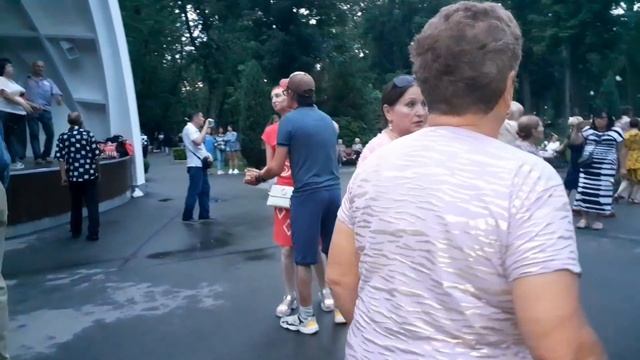 НАШ НЕЗАКОНЧЕННЫЙ РОМАН!???/ТАНЦЫ В ПАРКЕ ГОРЬКОГО ХАРЬКОВ АВГУСТ 2021 смотреть онлайн
