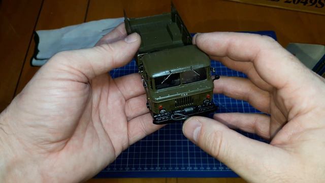 Моя коллекция автомобилей эпохи СССР в масштабе 1:43 №32 ГАЗ 66 смотреть онлайн