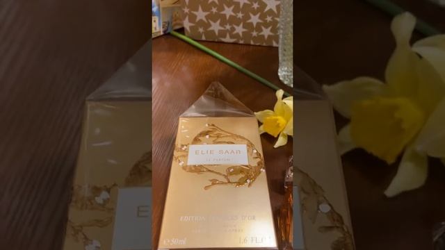 Парфюмированная вода Elie Saab Le Parfum Edition Feuilles D’or смотреть онлайн