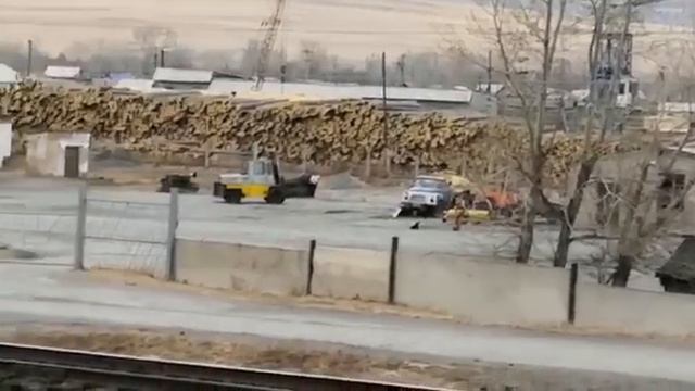 Со станции Аскиз отправляют лес-кругляк смотреть онлайн